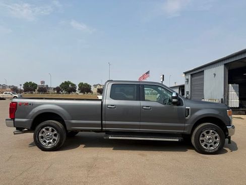 Used 2022 Ford F250 Lariat w/ Chrome Package AWD/4WD image 4
