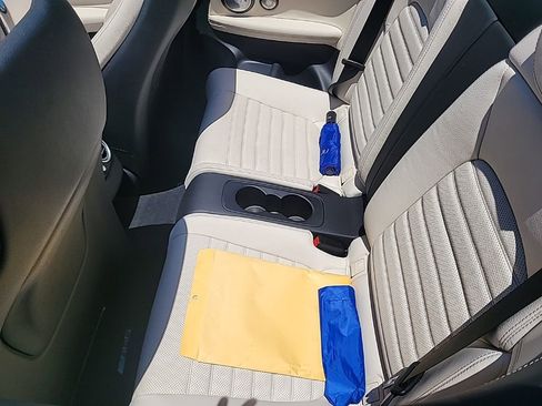 Used 2019 Mercedes-Benz C 300 Cabriolet image 5