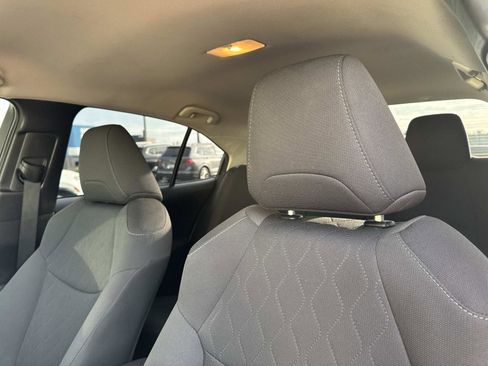 Used 2022 Toyota Corolla LE image 22