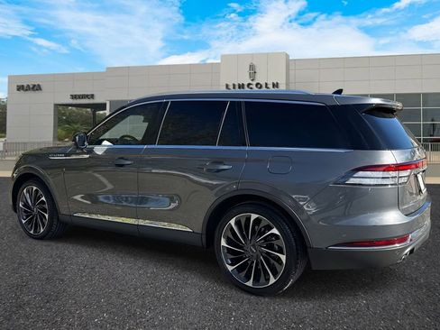 Certified 2023 Lincoln Aviator Reserve w/ Equipment Group 201A image 5
