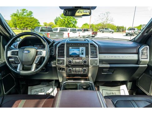 Used 2017 Ford F250 Platinum w/ Platinum Ultimate Package image 32