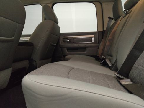 Used 2015 RAM 1500 Big Horn RWD image 18