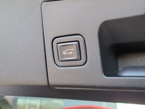 Used 2022 Cadillac XT5 Sportv w/ Technology Package image 9