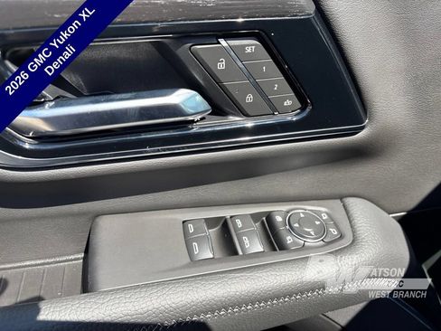 New 2026 GMC Yukon XL Denali w/ Denali Reserve Package AWD/4WD image 24