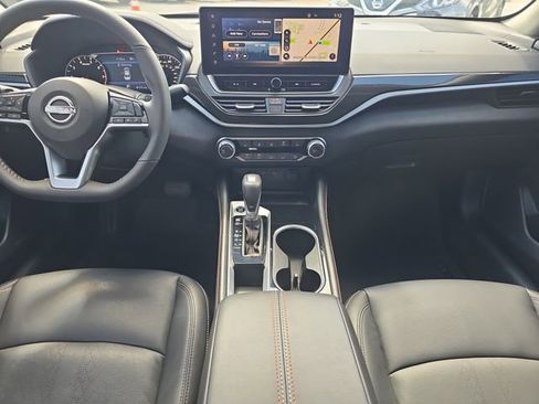 Certified 2024 Nissan Altima 2.5 SR w/ SR Premium Package image 14