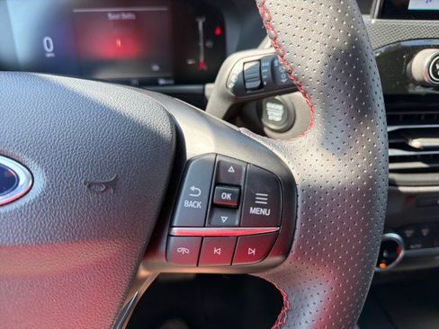 Used 2025 Ford Escape ST-Line image 26