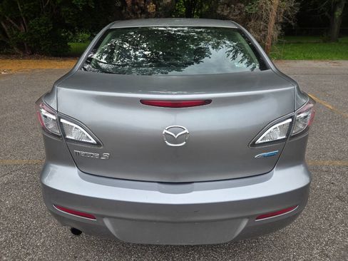 Used 2013 MAZDA MAZDA3 i Touring FWD image 8
