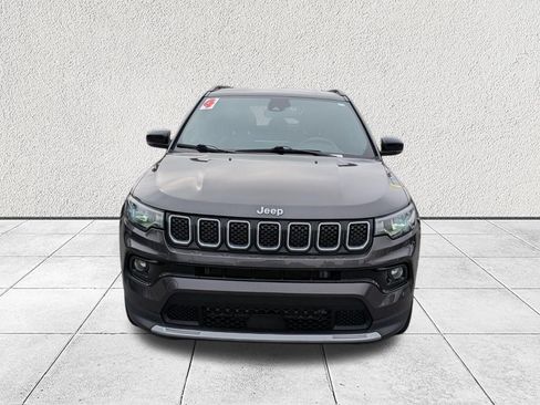Used 2024 Jeep Compass Limited AWD/4WD image 8