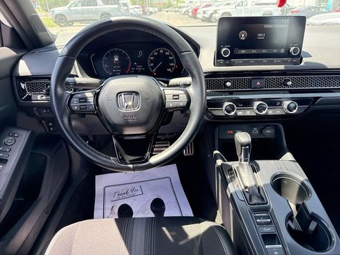 Used 2023 Honda Civic Sport image 14