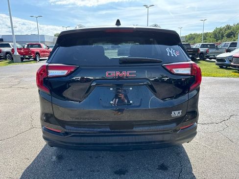 Certified 2024 GMC Terrain SLE w/ Driver Convenience Package FWD image 3