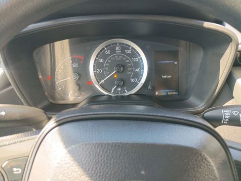Used 2022 Toyota Corolla LE FWD image 33