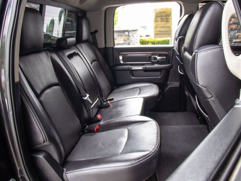 Used 2015 RAM 1500 Laramie AWD/4WD image 22