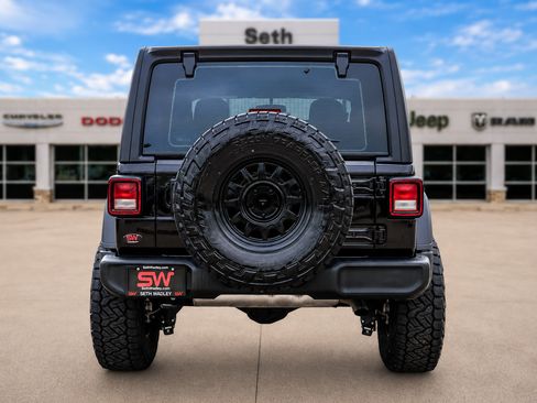 Used 2025 Jeep Wrangler Sport AWD/4WD image 58
