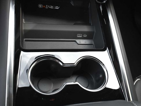 New 2026 Chevrolet Suburban Premier w/ Sun And Tow Package image 22