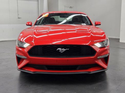 Used 2018 Ford Mustang Coupe image 5