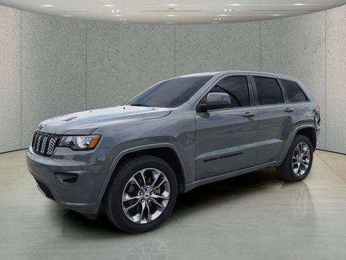 Used 2022 Jeep Grand Cherokee Laredo X RWD image 7
