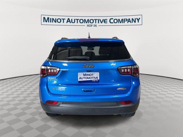 Certified 2025 Jeep Compass Latitude AWD/4WD image 8