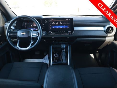Used 2023 Chevrolet Colorado LT w/ LT Convenience Package II AWD/4WD image 31