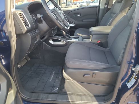 Used 2023 Nissan Frontier SV w/ SV Convenience Package image 19