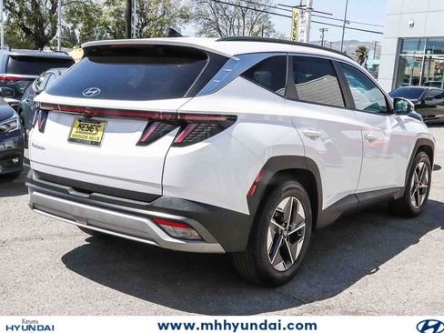 Certified 2025 Hyundai Tucson SEL FWD image 4