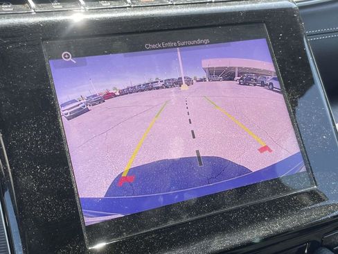 Certified 2025 Jeep Grand Cherokee Laredo w/ Trailer Tow Package image 38