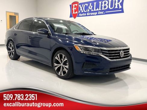 Used 2022 Volkswagen Passat 2.0T SE image 1