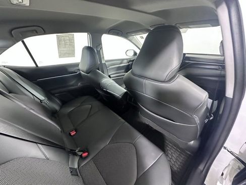 Used 2023 Toyota Camry XLE image 14