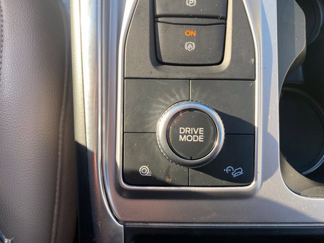 Used 2020 Ford Explorer Limited w/ Hybrid Equipment Group 310A AWD/4WD image 21