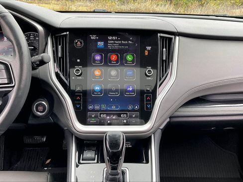 Certified 2025 Subaru Outback Onyx Edition image 23