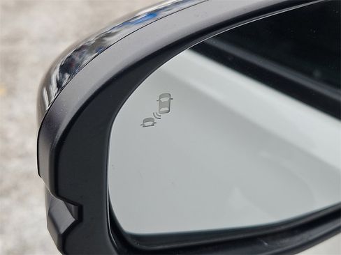 Certified 2024 Honda HR-V Sport image 19