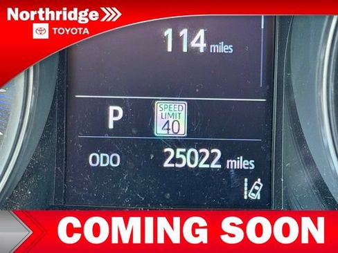 Used 2021 Toyota C-HR XLE FWD image 6