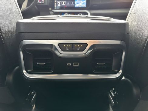 Used 2022 GMC Sierra 1500 Denali image 20