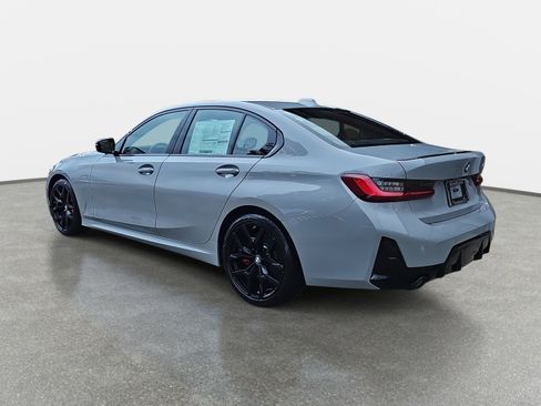 New 2026 BMW 330i Sedan w/ M Sport Package image 7