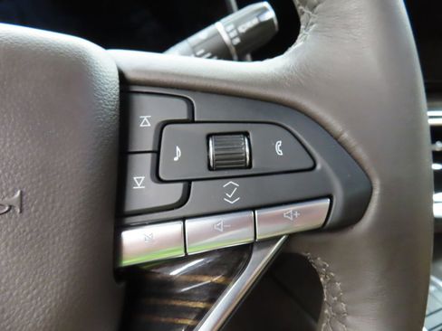 Used 2024 Cadillac Escalade Sport w/ Touring Package AWD/4WD image 73
