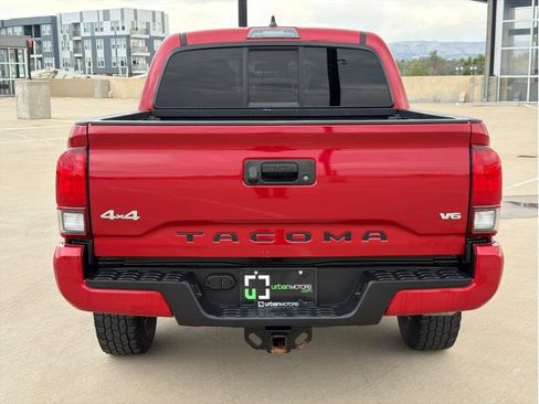 Used 2021 Toyota Tacoma SR AWD/4WD image 7