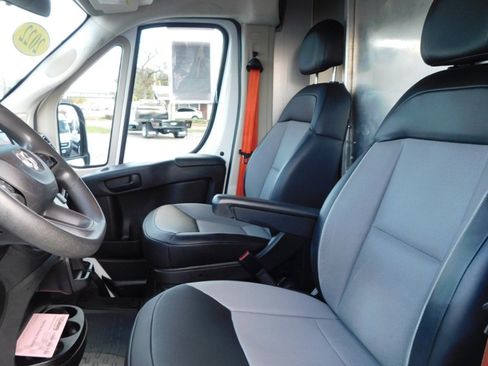 Used 2022 RAM ProMaster 1500 w/ Convenience Group image 8