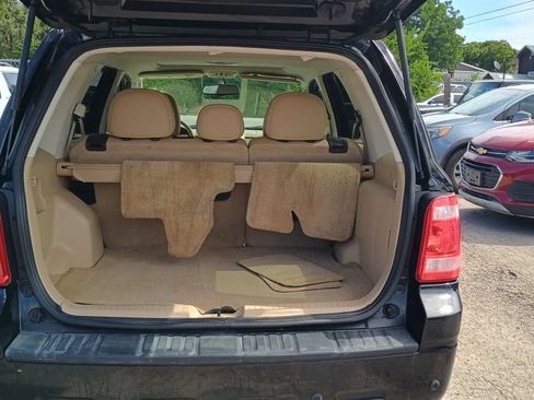 Used 2011 Ford Escape Limited w/ 302A Rapid Spec Order Code FWD image 24