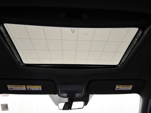 Used 2023 Honda Passport EX-L image 16