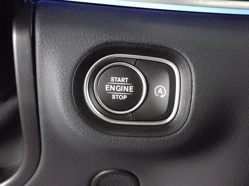 Certified 2026 Mercedes-Benz GLS 450 4MATIC image 16