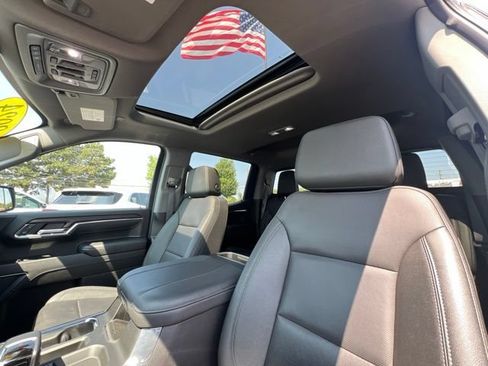 Used 2024 GMC Sierra 1500 SLT w/ SLT Premium Plus Package AWD/4WD image 26