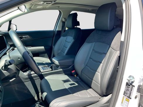 Certified 2026 Kia Sportage SX AWD/4WD image 16