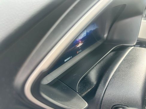 Used 2020 Ford Escape SE Sport AWD/4WD image 10
