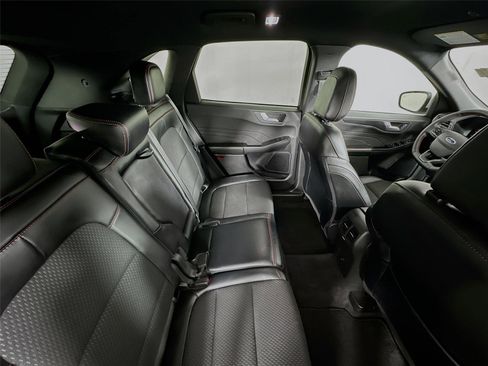 Used 2025 Ford Escape ST-Line Select image 25