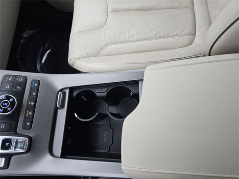 Used 2020 Hyundai Palisade Limited image 21