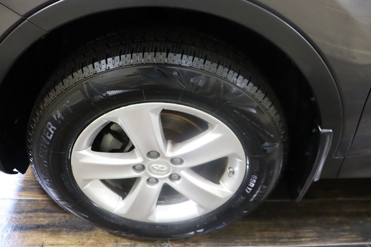 Used 2014 Toyota RAV4 XLE AWD/4WD image 27