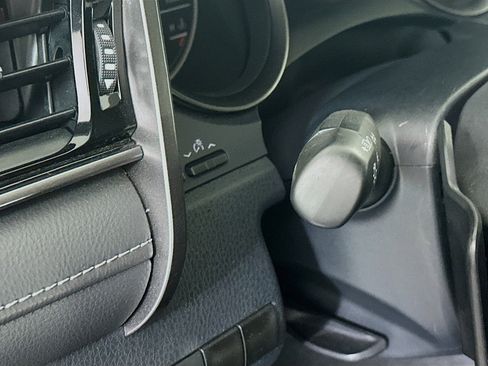 Used 2024 Toyota Camry SE image 17