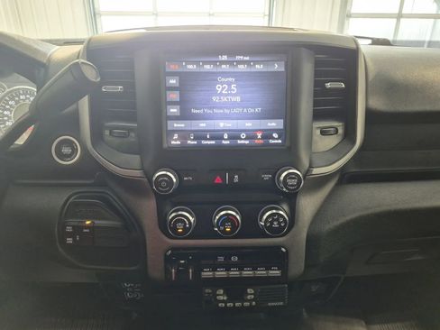 Used 2021 RAM 5500 Tradesman w/ Chrome Appearance Group AWD/4WD image 33