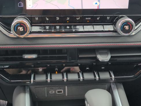 New 2026 Chevrolet Colorado Z71 w/ Z71 Convenience Package 2 image 16