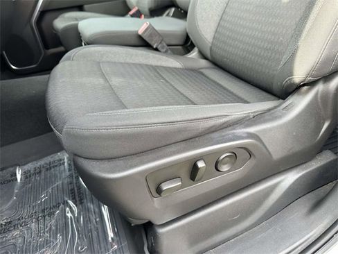 Used 2022 GMC Sierra 1500 Elevation image 17