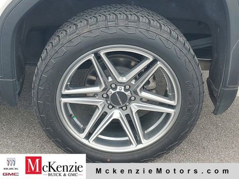 Used 2023 GMC Sierra 1500 Denali w/ Denali Reserve Package AWD/4WD image 32
